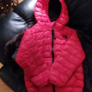 North Face 3T toddler hooded jacket